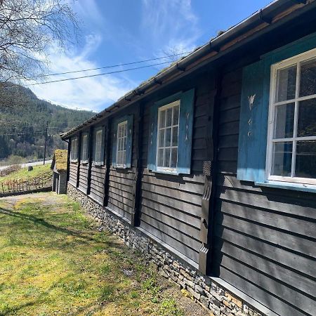 Voss/Bolstad: Peaceful Countryside Cabin/Lodge Bolstadøyri 외부 사진